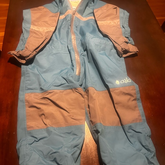 Oaki 4T Rain and Trail Suit - Picture 2 of 3